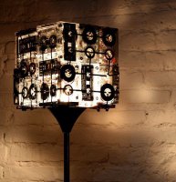 Upcycle-Cassette-Tapes-Lamp.jpg