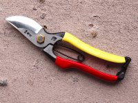 Tobishu_SR1_secateurs.jpg