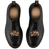 dr-martens-joyce-ii-heart.jpg