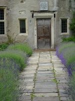 Avebury manor resize.JPG