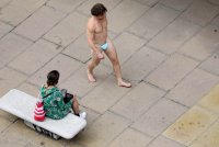 naked-man-face-mask-oxford-street-240720.jpg