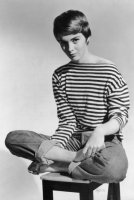 54bc5578623ec_-_hbz-icons-jean-seberg-stripe-0112-xln.jpg