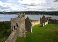 Llansteffan-Castle.jpg