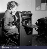 1950s-woman-mimeograph-machine-secretary-AAME7K.jpg