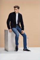 BOSS-2017-Spring-Summer-Menswear-Staples-002.jpg