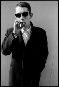 b44205e346d24c590c5135abdd9b4f86--the-pogues-punk-chic.jpg