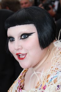 beth-ditto-hair-1.jpg