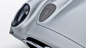 1955 Mercedes 300 SLR-4.jpg