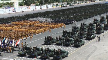 Sana'a miltiary parade.jpg