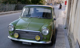 innocenti_mini1.jpg