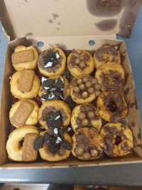 0_Apology-and-refunds-after-disgraceful-doughnuts-delivered-to-Plymouth-couples-on-Valentines-...jpg