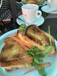 Macaroni cheese toastie at Bodach’s cafe, Gibson Street.