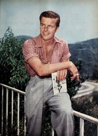 Robert_Wagner_by_Smith,_1954.jpg