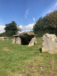 Neolithic chambered cairn, Arthur’s Seat, Dorstone, Herefordshire.