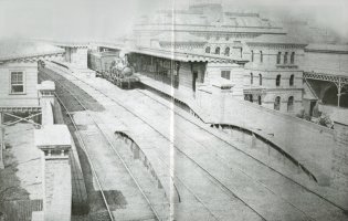 Peckham rye station 1870.jpg