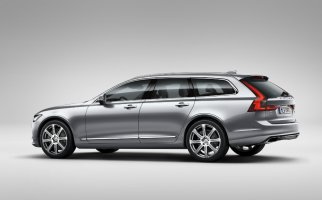 02_Volvo_V90.jpg