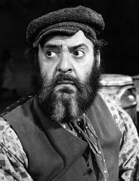 Zero_Mostel_-_Fiddler.JPG