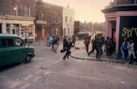 corner leeson riots 81.JPG