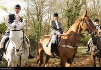 kate-hoey-on-horse-back-at-the-duke-of-beauforts-hunt-19th-feb-2005-A09GC2.jpg