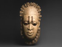 Benin sulpture.jpg