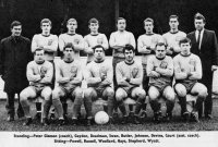 DULWICH-HAMLET-FOOTBALL-TEAM-PHOTO-1967-68-.JPG