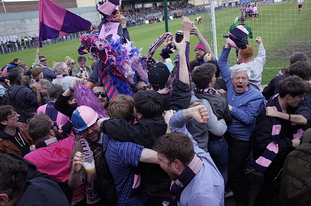 dulwich-hamlet-kingstonian-2014-16.jpg