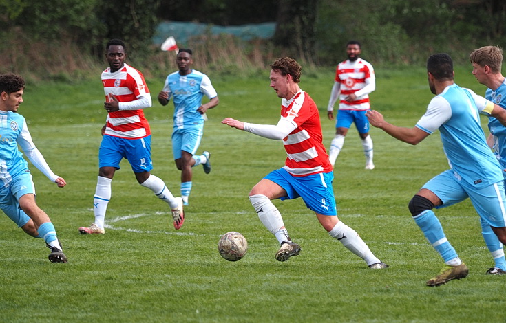 In photos: Peckham Town grind out a 1-1 draw against top of the table Halls AFC, Sat 6th Apr 2024