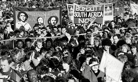 Demonstrators-outside-Sou-008.jpg