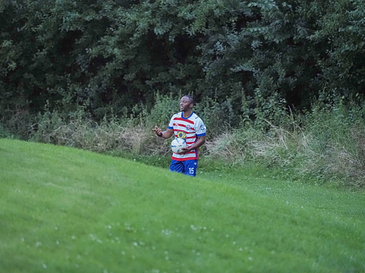 Tractors, trees and goals - Peckham score four against Otford in deepest Kent - photos