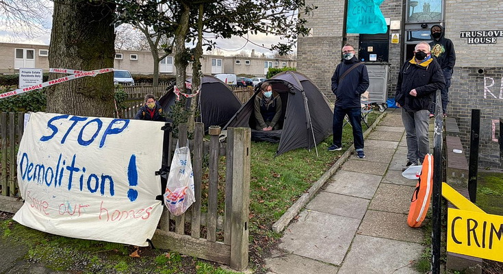 Campaigners set up camp to stop Lambeth demolishing Truslove House 