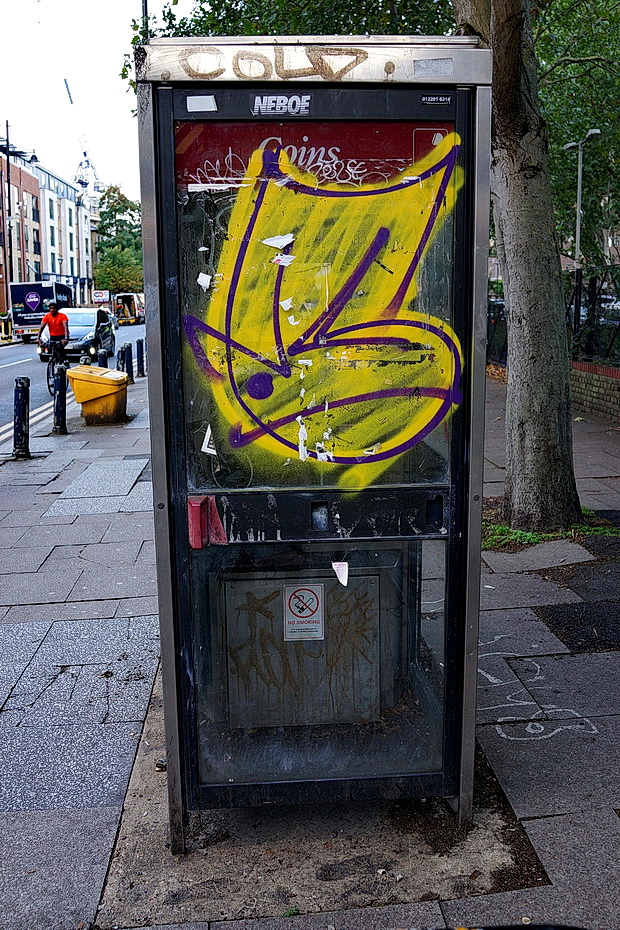 brixton-phone-boxes-2018-02.jpg