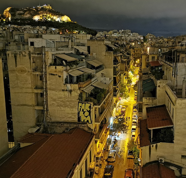 exarchia-athens-night-30.jpg