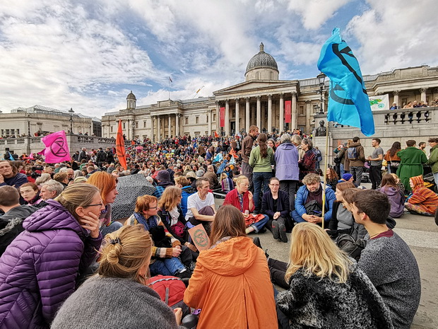 extinction-rebellion-trafalgar-sq-20.jpg