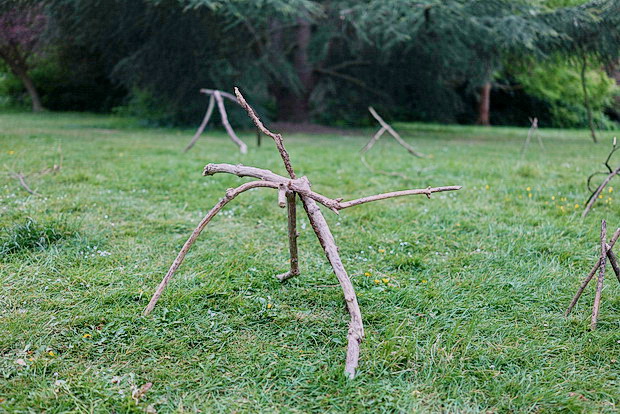 The temporary twig and branch sculptures of Ruskin Park - in photos