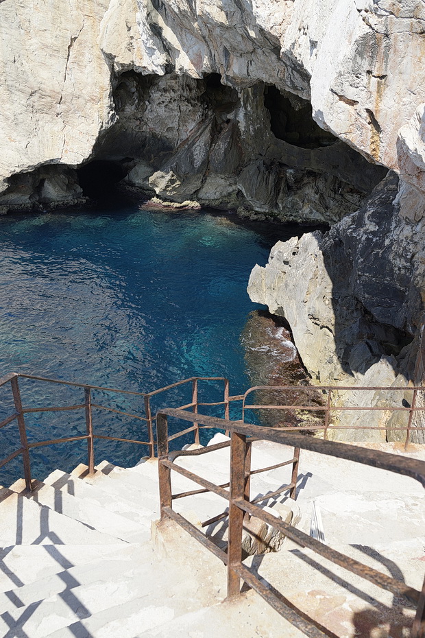 sardina-nepture-caves-linea-grotto-di-nettuno-28.jpg