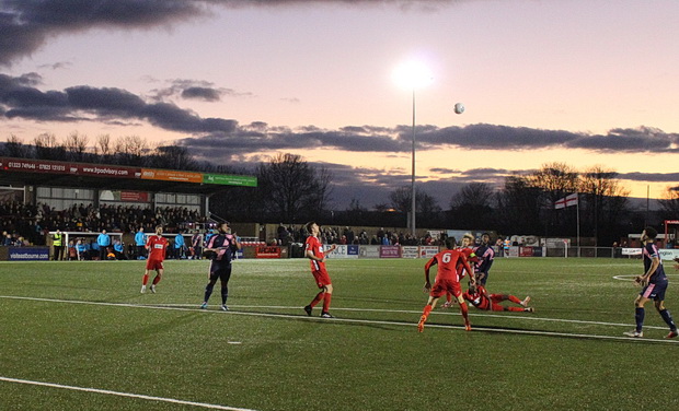 eastbourne-2-1-dulwich-hamlet-01.jpg