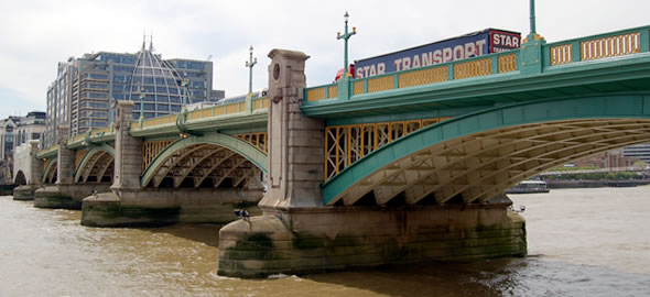 southwark-bridge-london.jpg