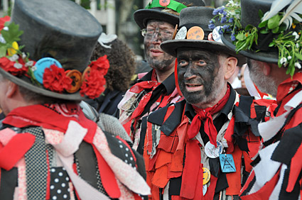 morris-dancers-04.jpg