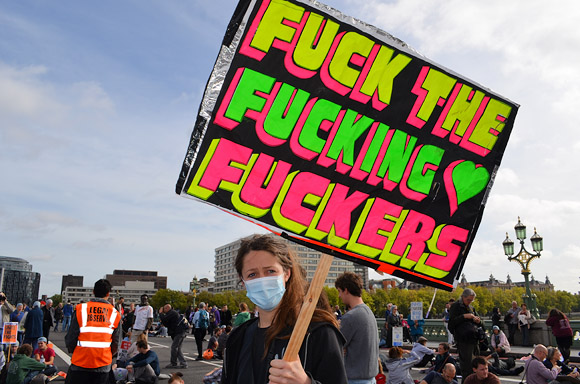 block-the-bridge-nhs-protest-18.jpg