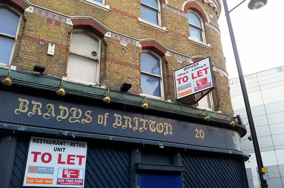 bradys-brixton-pub-01.jpg