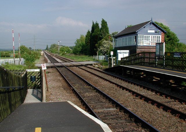 Broomfleet_railway_station.jpg