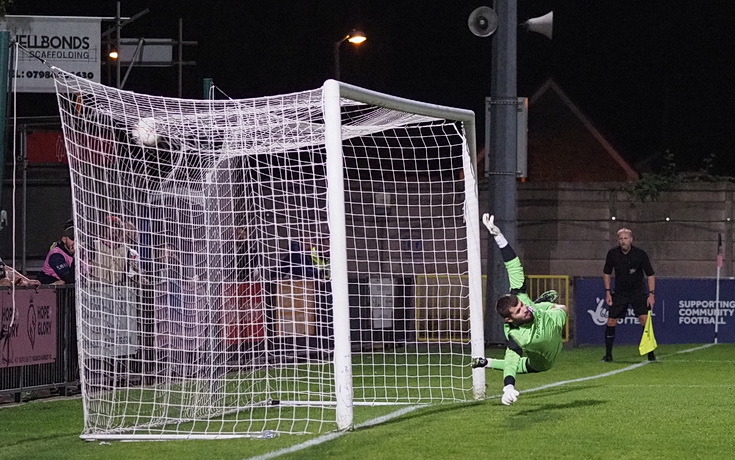 In photos: Dulwich Hamlet thump Athletic Newham 5-2 in the London Senior Cup, Tues 20th Sept 2022