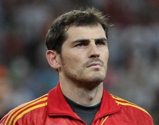 Iker_Casillas_Euro_2012_vs_France.jpg