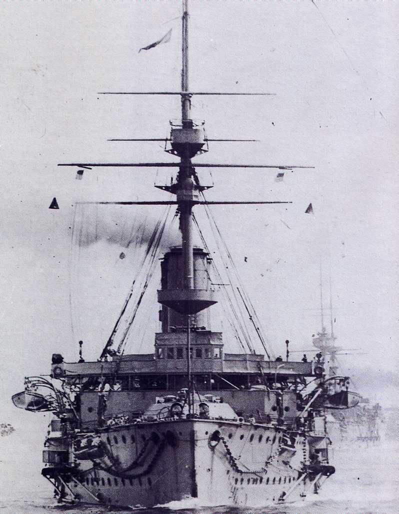 HMS_Goliath_1898-1918_1907_bow_view.jpg