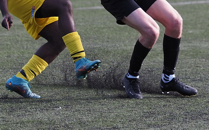 In photos: Peckham Town grab a well earned point at Ide Hill with injury time equaliser, Sat, 25th March 2023