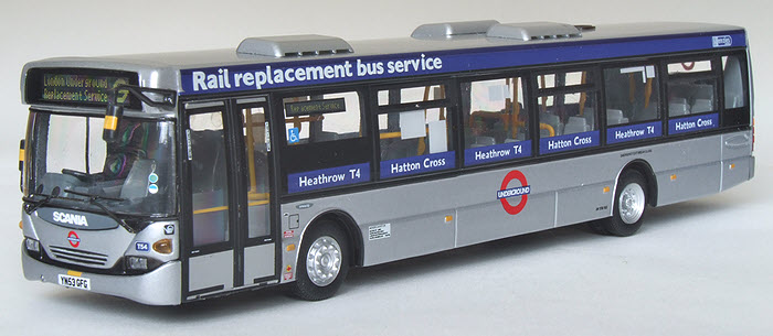 ukbus7003_1.jpg