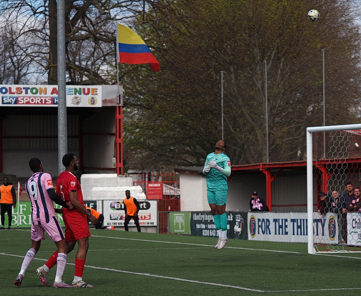 In photos: Dulwich Hamlet crash and burn at Carshalton Athletic, Bank Holiday Monday, 1st April 2024