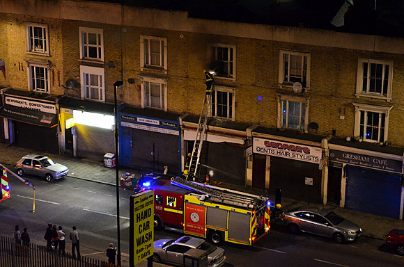 coldharbour-lane-fire-07-2011-01.jpg