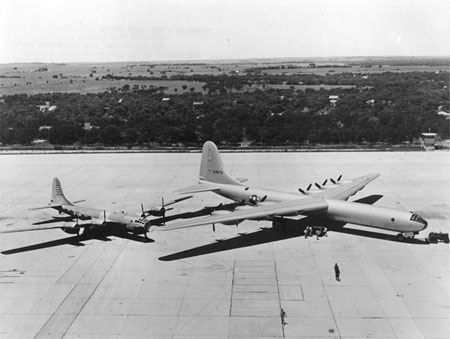 b-36_b-29.jpg