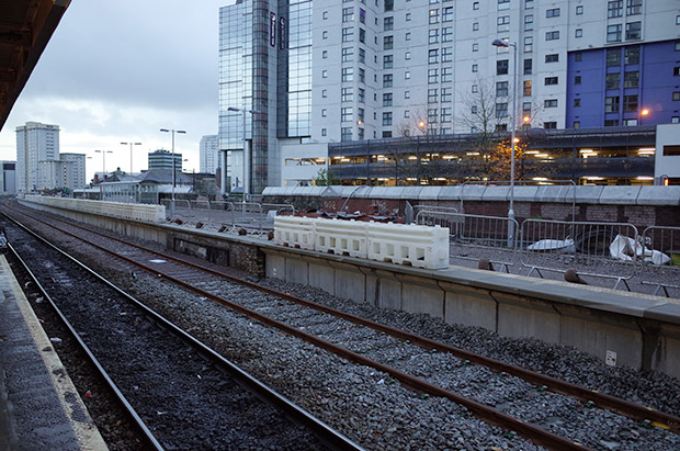 cardif-queen-street-station-01.jpg